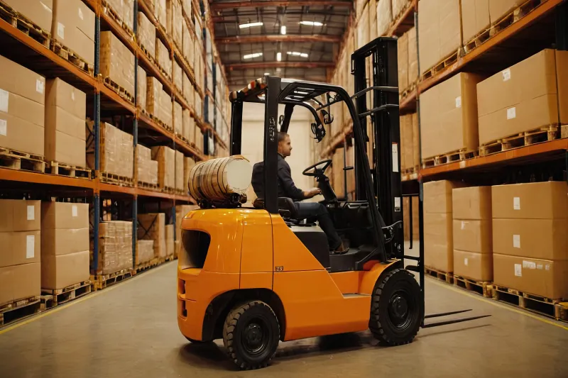 โฟล์คลิฟต์แต่ละชนิดเหมาะกับงานประเภทใดบ้าง?